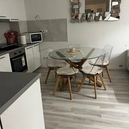 Apartmanj&k *