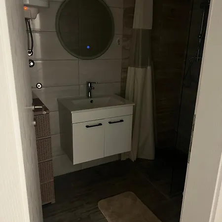 Apartmanj&k *